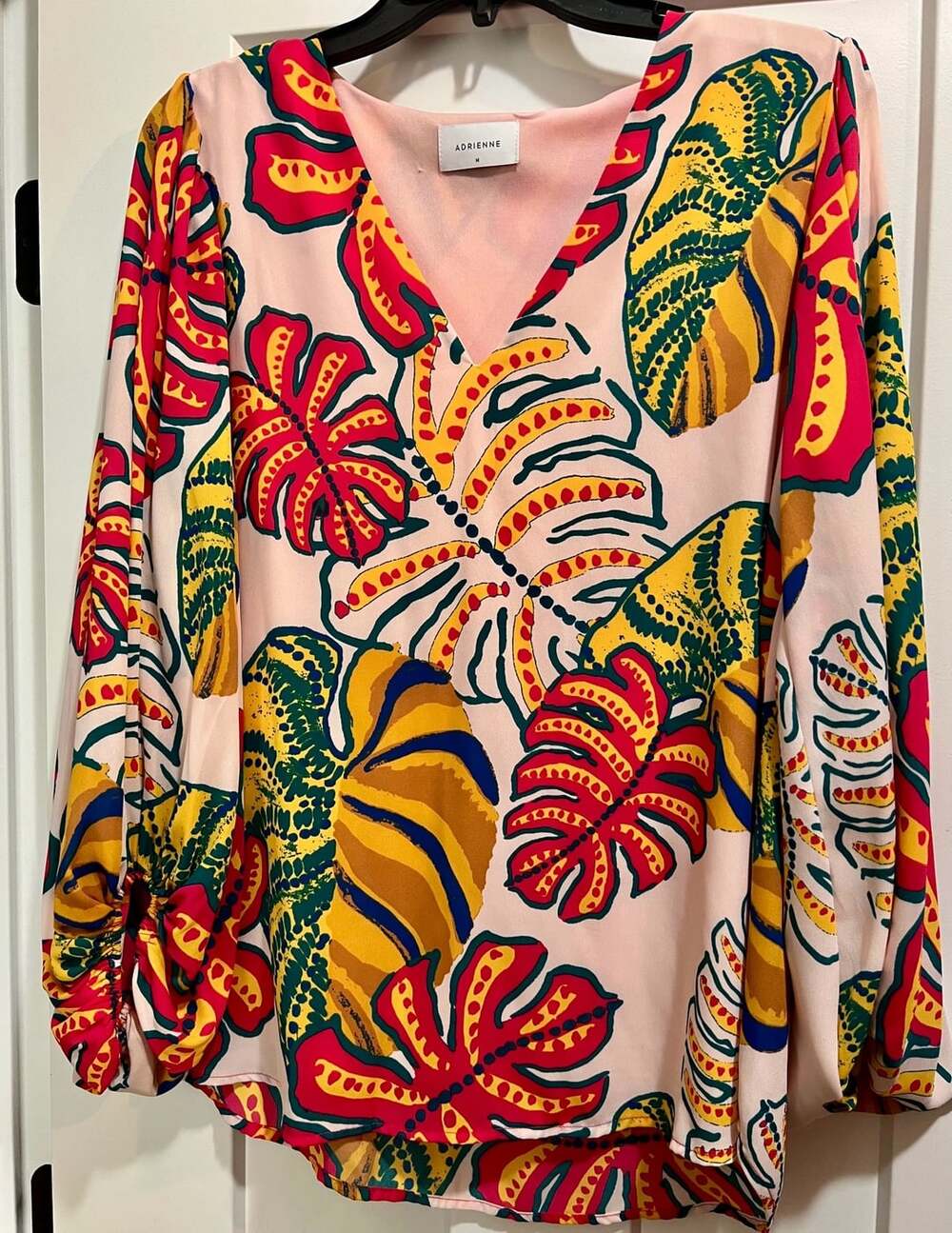 Style Floral Print Deep V-Neck Lantern Sleeve Women’s Top